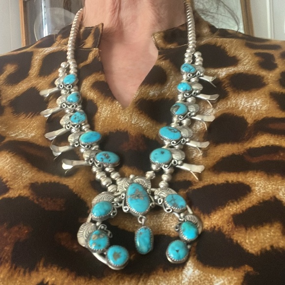 Turquoise, squash blossom necklace - Picture 10 of 11
